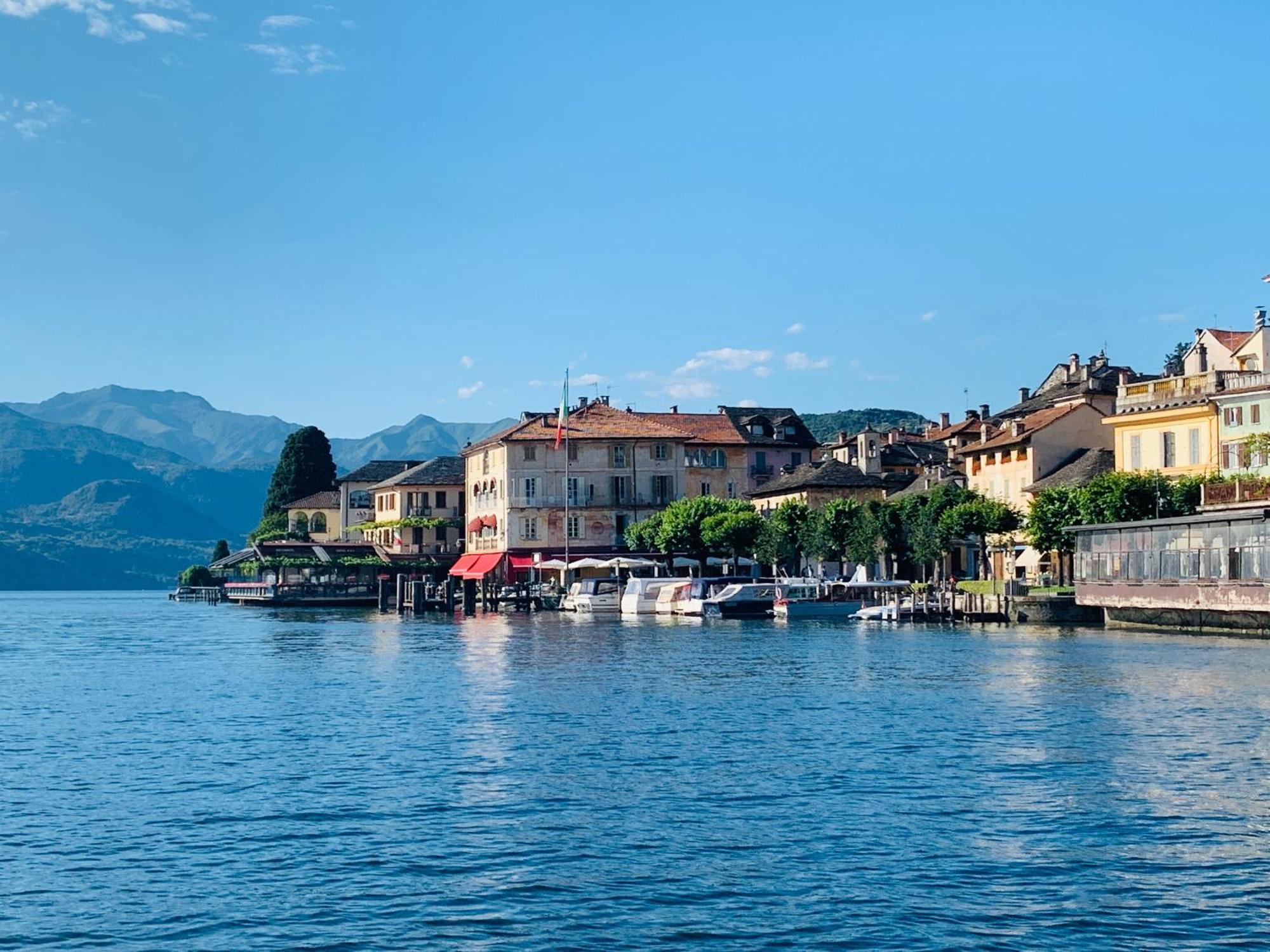 -Ortaflats- Appartamenti Imbarcadero & Palazzotto Орта-Сан-Джулио Экстерьер фото