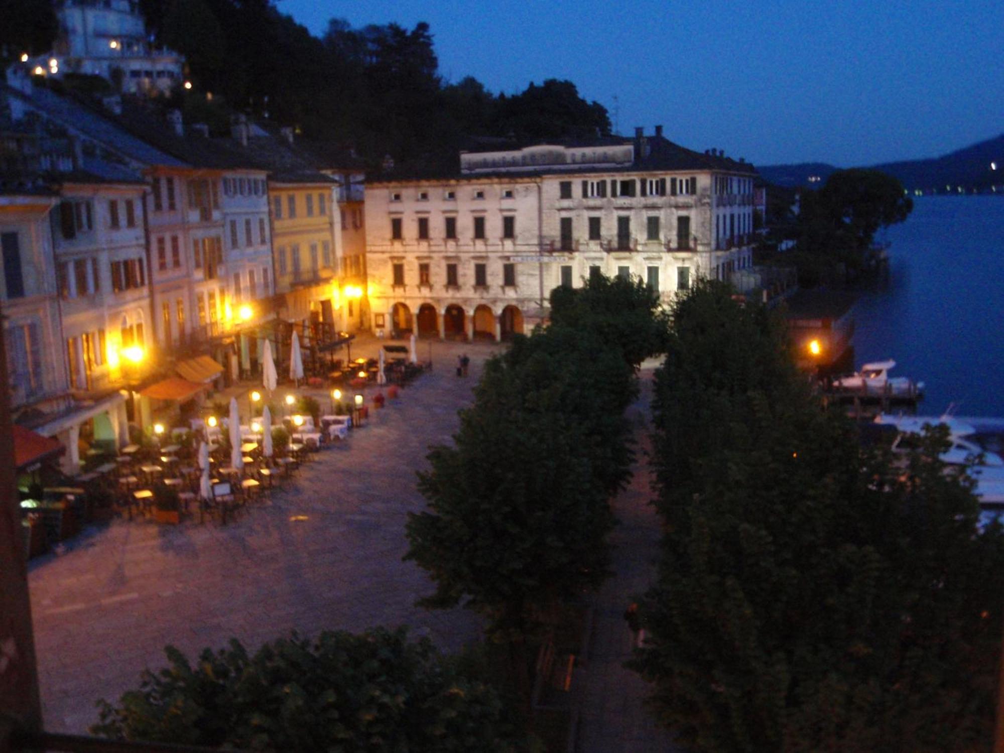 -Ortaflats- Appartamenti Imbarcadero & Palazzotto Орта-Сан-Джулио Экстерьер фото